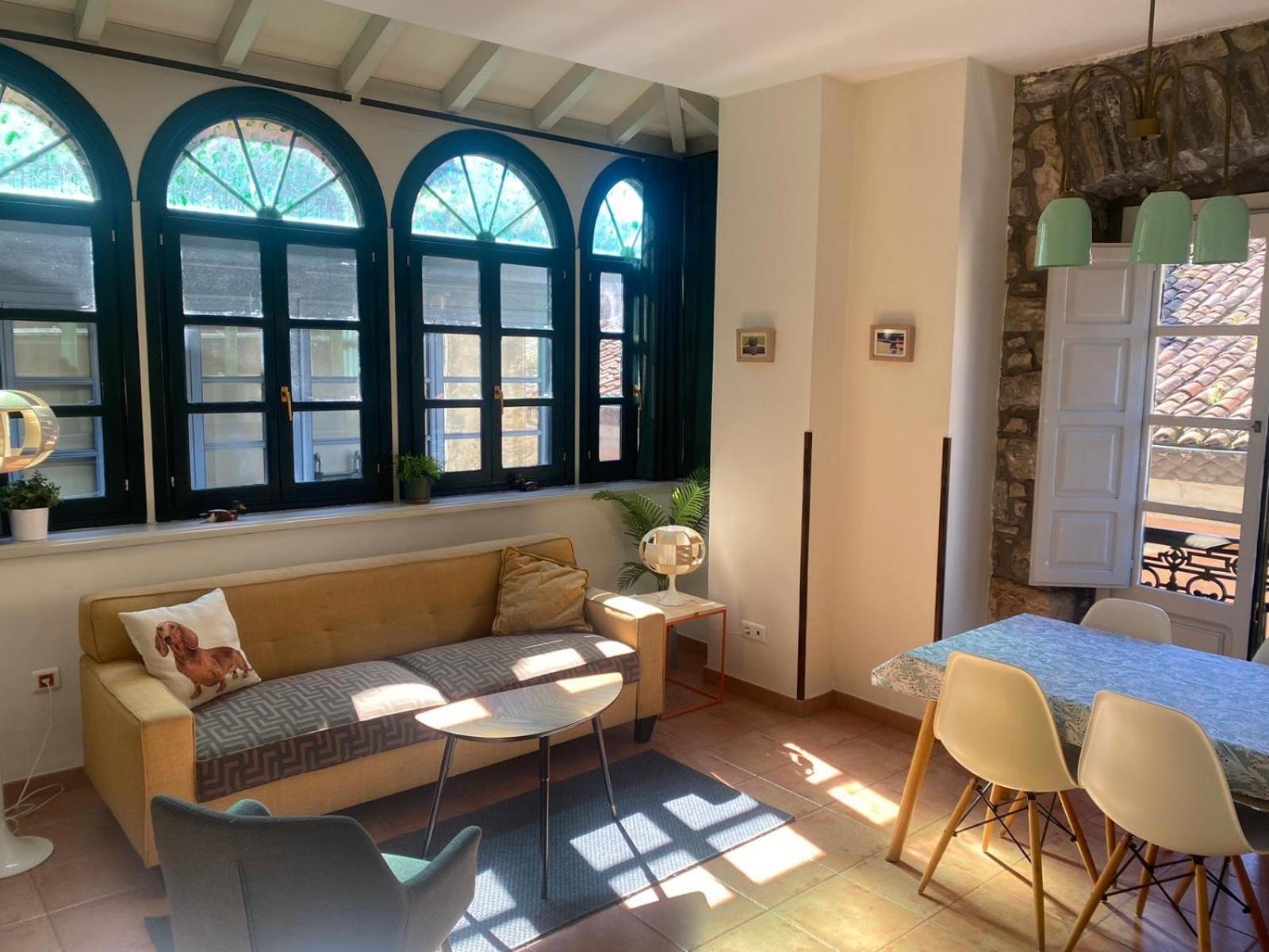 וילאביצ'יוסה Apartamentos Hevia מראה חיצוני תמונה
