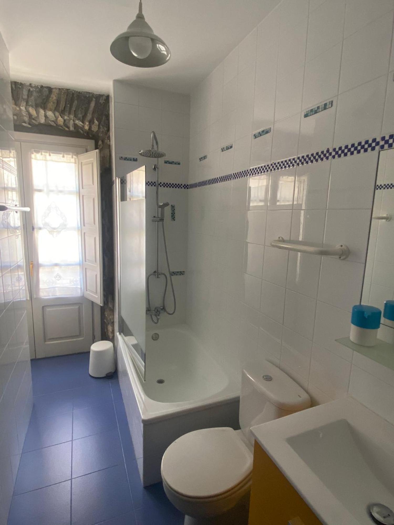 וילאביצ'יוסה Apartamentos Hevia מראה חיצוני תמונה