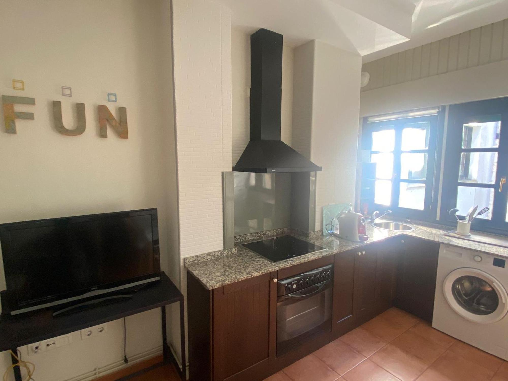 וילאביצ'יוסה Apartamentos Hevia מראה חיצוני תמונה