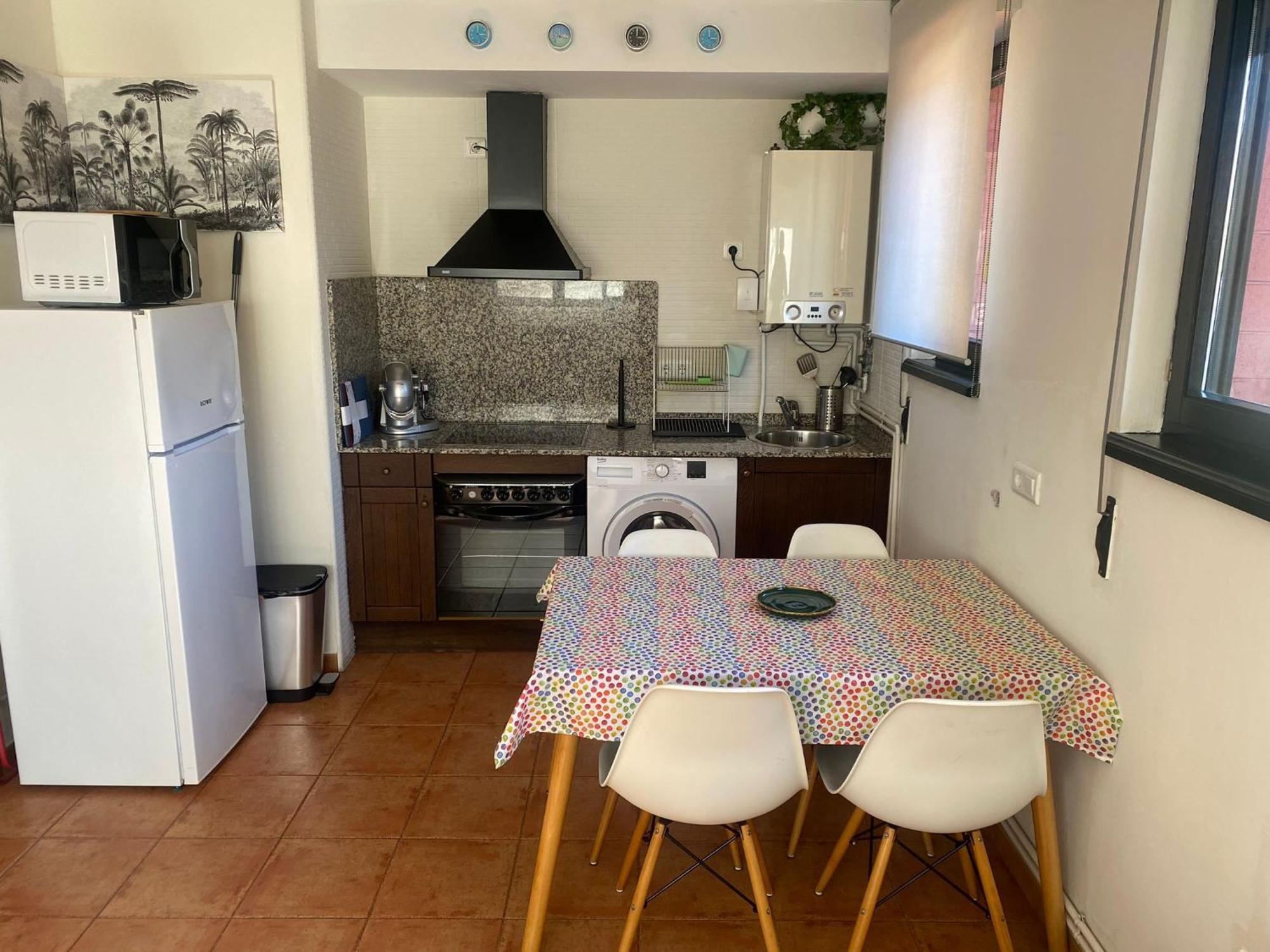 וילאביצ'יוסה Apartamentos Hevia מראה חיצוני תמונה