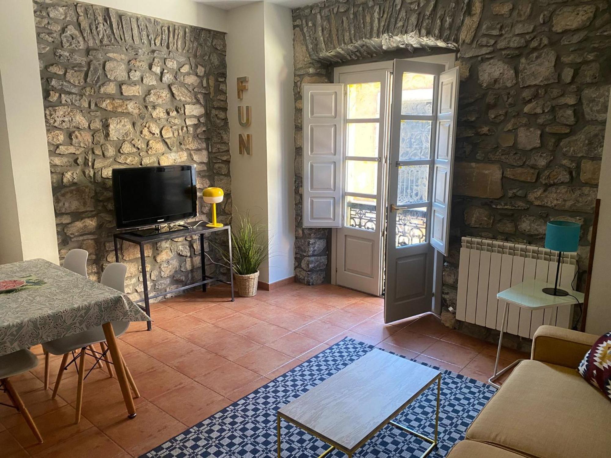 וילאביצ'יוסה Apartamentos Hevia מראה חיצוני תמונה